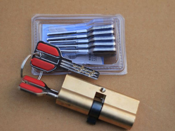 精河24小时上门开锁公司